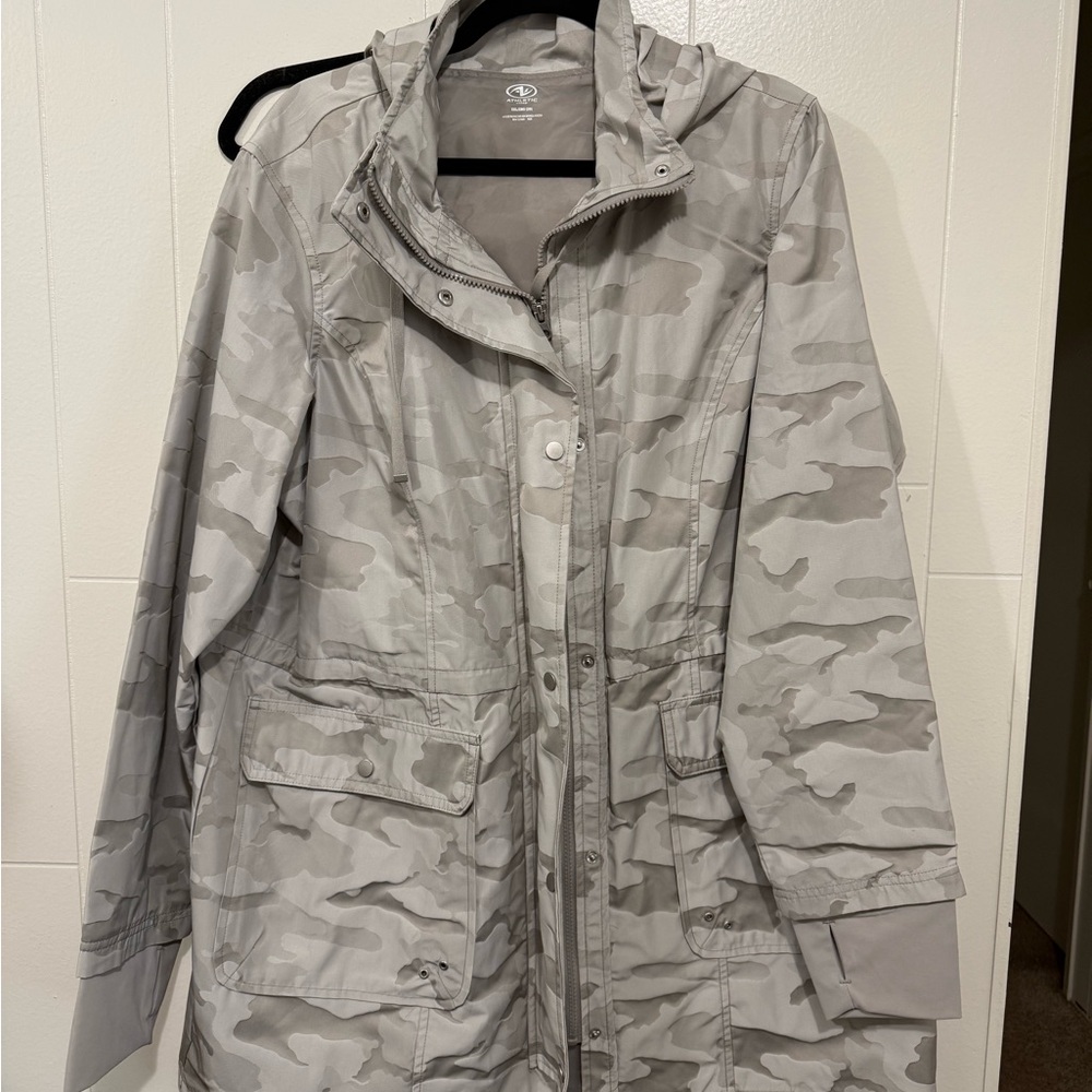 Athletic Works Women's Light Gray Camo Utility Jacket